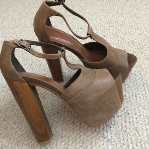 Jessica Simpson Dany Platform Heels